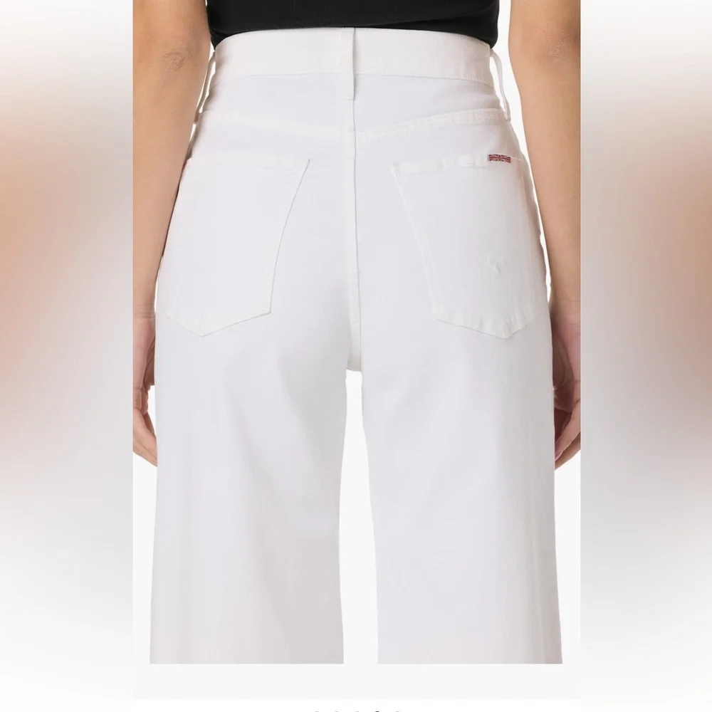 Women's White Jeans - Picture 4 of 5